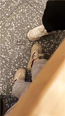 y3v550wqj4j.jpg