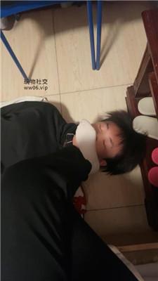 hhyo3uj0kfj.jpg