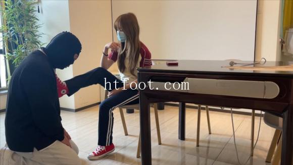 121107umwrsqqq60nms1yr.jpg
