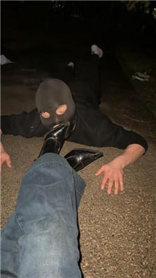 lf0tvu1hy1e.jpg