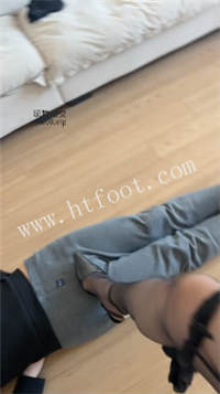 130625efbf5njblbb5wbwt.jpg