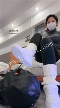 013610euhg82quzggv83i3.jpg