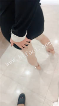 002656i2l5ff1mh6xfq5x6.jpg