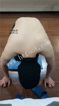 012737uzd0he77v7p9277z.jpg