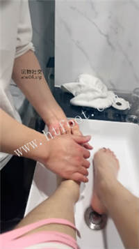 014322ftpp63tqll2yesyk.jpg