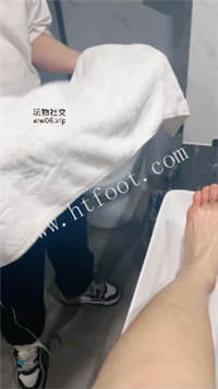 014322qvv0zzv6n362zg37.jpg