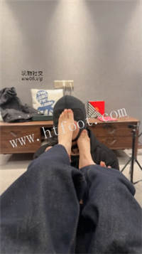 015459an3wooox9q7qmoto.jpg