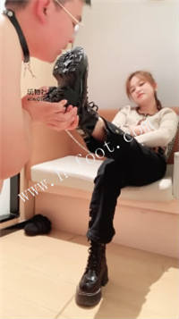 011802yknwhriq3n3th3hk.jpg