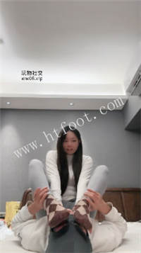 012328slwtfwww11w546m6.jpg