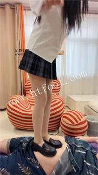 223158dw7t74ntnna44z6e.jpg