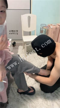 083838hmxx7s1xcb6r56vx.jpg