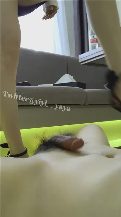 112259hk57187cy8tnhddr.jpg
