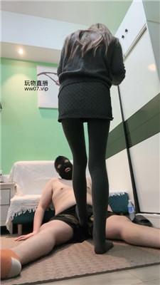 ngbxivm1yiy.jpg