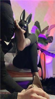wx4fy3b21mn.jpg