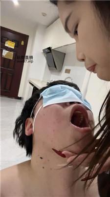ofchdxztqoq.jpg