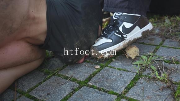 102120dsov0e00skvexee0.jpg