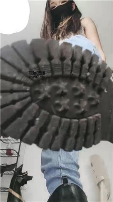 0mm4zs2d1nq.jpg