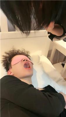 yijla3ig14b.jpg