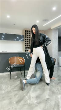 020840g22ug8va5vwf77rq.jpg