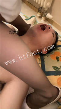 012521hfb42kbpee40b0f4.jpg