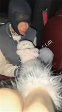 025358j1yyzyyimq18i2if.jpg