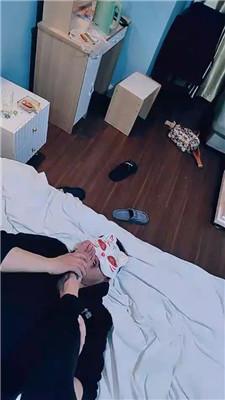 xqww1pktopg.jpg