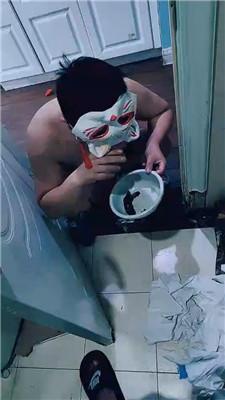2d52m1t3gp0.jpg