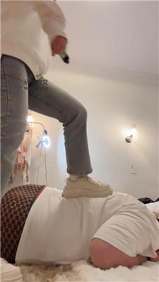 1gsjfw31ved.jpg