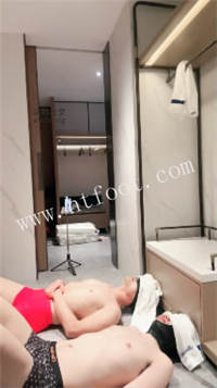 001820frht6k9r8mtrg6t6.jpg
