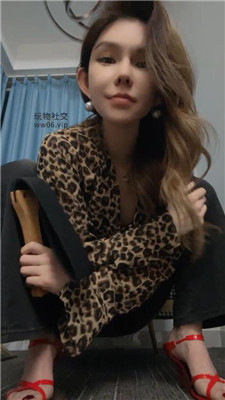 y123h5mq3bk.jpg