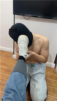 zhf0mhnb4pu.jpg
