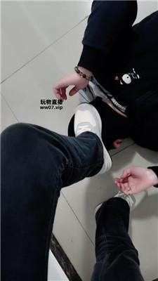 1yavzljgt0a.jpg