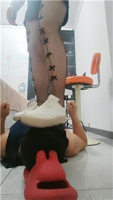 dr1hyekezer.jpg