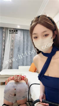 030427v40ummcc20zd93p4.jpg