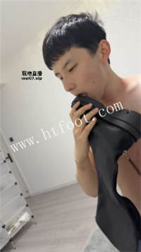031052dcbommfkmm43c33d.jpg