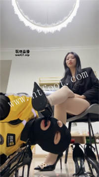031812s9jb76ppele39779.jpg