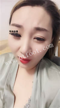 031952le88933569w9e8x9.jpg