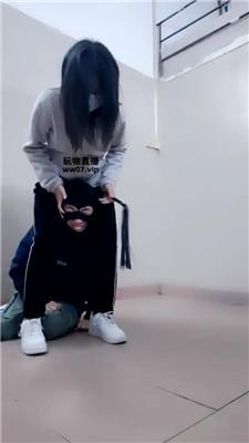 cyr0zukjxv0.jpg