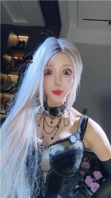 lum0eejh153.jpg