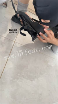 033150yyqh3u4qb19l41yu.jpg