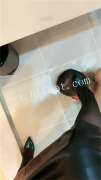 033828drwj550wnyw43o3r.jpg