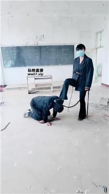 ar52zhyovrk.jpg