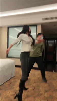h3aucdlwfeo.jpg