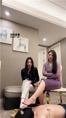 rmo42s02cey.jpg