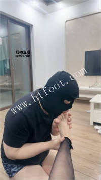 000220gmn9et8leout39oz.jpg