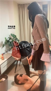 013846ptop1l997ql6k9tt.jpg