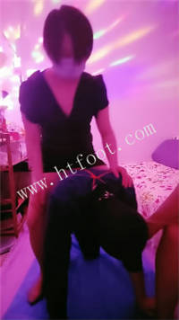 010008el8qtp9tg9q815s5.jpg