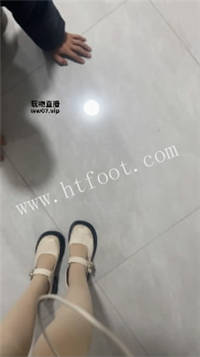010452ys5c5tb4sth4qyht.jpg