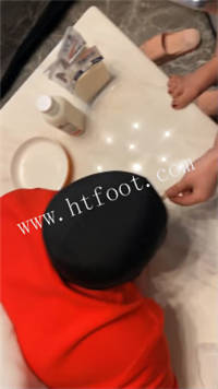 010749zc157db55g009qdq.jpg
