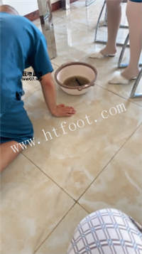 045919dlf1d481zfflzh2t.jpg